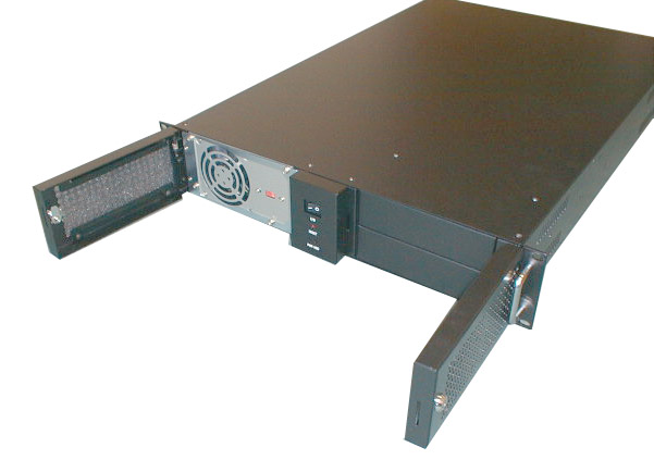 AIC RMC2R2-8, 2U RM, 2x 5.25" Exposed+4x 3.5" HDD Bays, 2x 300W P.S