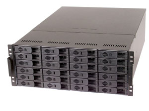 AIC RMC4E2-XPS, 4U RM, 24x HS SCSI+2x Int Bays, 950W(3+1) P.S